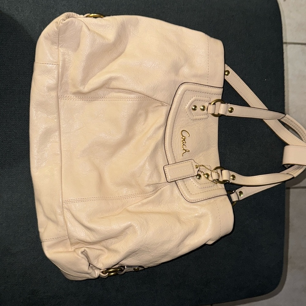 Vintage Cream Coach shoulder bag